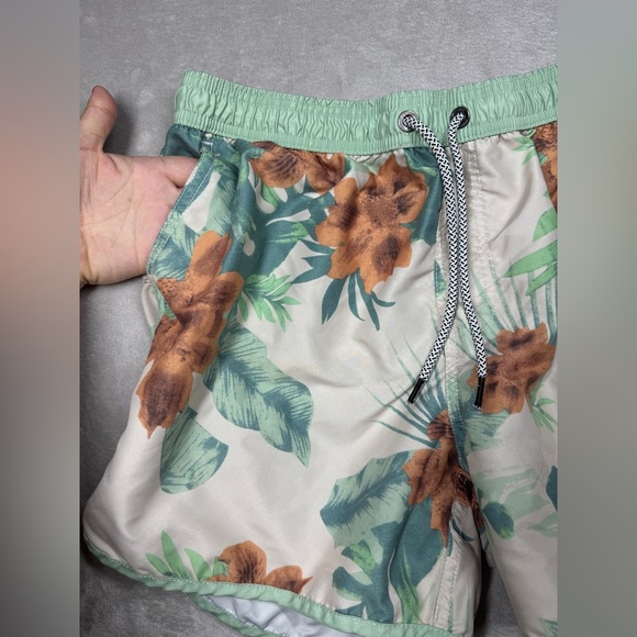 Maamgic Men’s Tropical Floral Cream Green Orange Swim Boardshorts Size Large - Picture 4 of 16